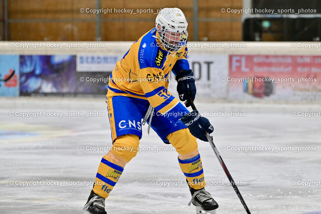 MET PHOTOVOLTAIK HORNETS SPITTAL vs. 1. EHC ALTHOFEN | #52 Duller Christoph EHC Althofen, MET PHOTOVOLTAIK HORNETS SPITTAL vs. 1. EHC ALTHOFEN, MET PHOTOVOLTAIK HORNETS SPITTAL vs. 1. EHC ALTHOFEN am 10.01.2026 in Spittal an der Drau (Eissportzentrum Spittal), Austria, (Photo by Bernd Stefan)