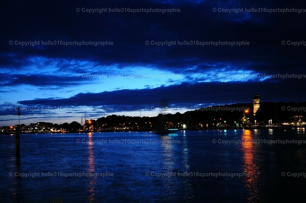 DSC_3028 (2) | Sportfotografie , Motorsport, Motoross, Reitsport, Mointainbike, Enduro,
Landschaft , Outdoor, Eventfotografie, Landschaft, Bilder online bestellen - Realisiert mit Pictrs.com