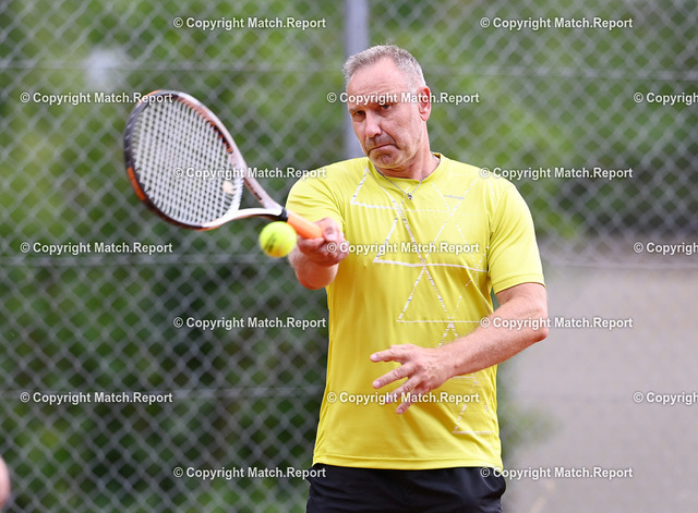 Tennis Herren 50 SPG TC Dettingen/TV Glatt I - TA SV Pfrondorf | Tennis Herren 50   03.07.2021StaffelligaSPG TC Dettingen/TV Glatt I - TA SV PfrondorfRuediger Keck (SPG TC Dettingen/TV Glatt I)FOTO: ULMER PressebildagenturxxNOxMODELxRELEASExx