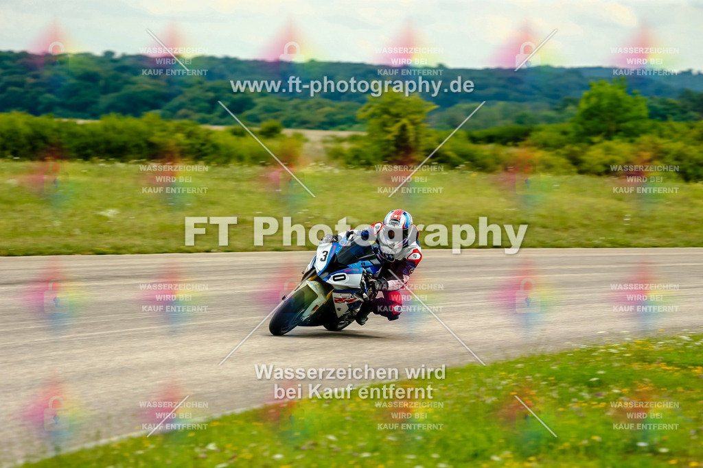 Chambley Juli-3272 | Hier findet Ihr Bilder von Touristenfahrten auf der Nürburgring Nordschleife oder von anderen Veranstaltungen die ich besucht habe. Viel Spass beim Durch Schauen 