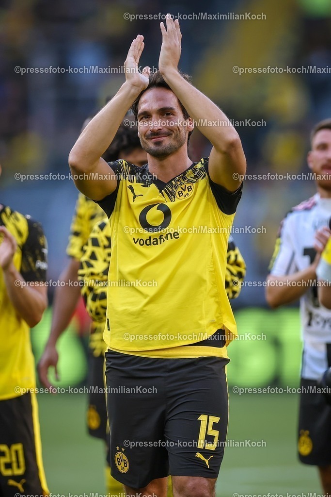 BVB10082501098 | 10.08.2025, Fußball, Borussia Dortmund - Juventus Turin, Testspiel, Signal Iduna Park, Saison 2025 2026: Verabschiedung Abschied Abschiedsspiel Mats Hummels (ehem. BVB Spieler)   DFB regulations prohibit any use of photographs as image sequences and or quasi-video.