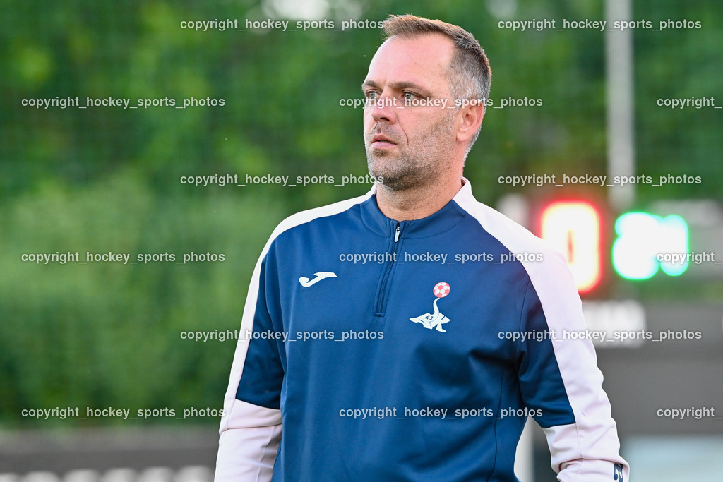 SAK Klagenfurt vs. FC Gleisdorf 09 2.9.2022 | Headcoach SAK Klagenfurt Goran Jolic