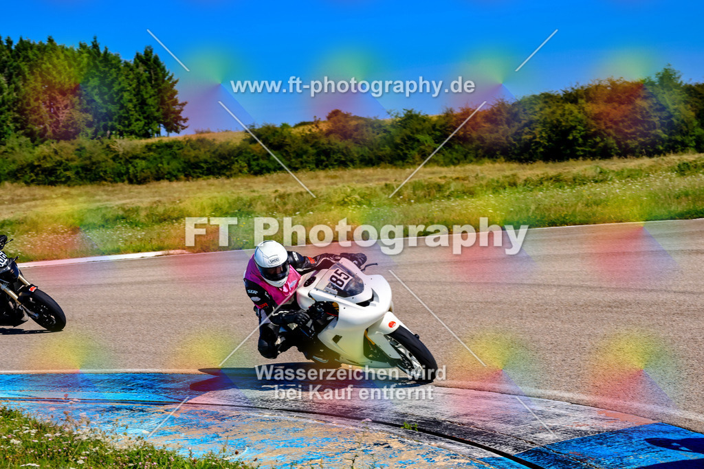 085-2912 | Hier findet Ihr Bilder von Touristenfahrten auf der Nürburgring Nordschleife oder von anderen Veranstaltungen die ich besucht habe. Viel Spass beim Durch Schauen 