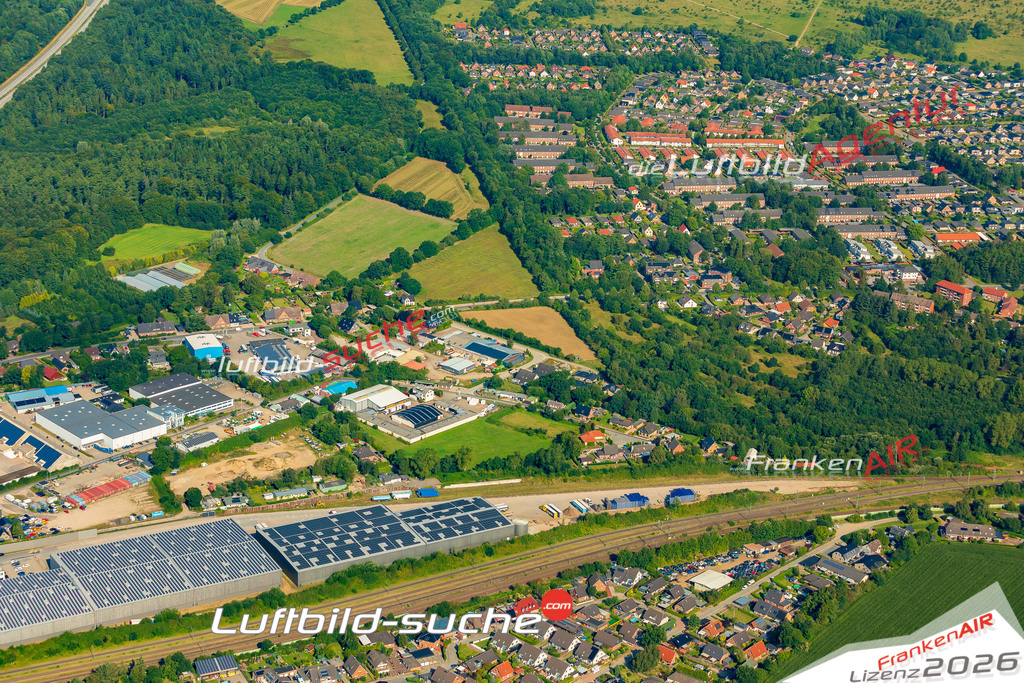 Schöne Luftaufnahme als Geschenk in Weiche Flensburg - Die Luftbildaufnahme wurde 2025 vom UL-Flugzeug heraus erstellt ( keine Drohne ) - Hochauflösende Luftaufnahme -Nicht vergleichbar mit Google Maps oder Satelittenbilder- Die Geschenkidee !Mit Lizenz und Bildrechte bestellbar