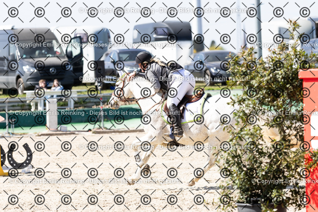 CL5A5593-3 | Emilia Reinking Fotografie - Realisiert mit Pictrs.com