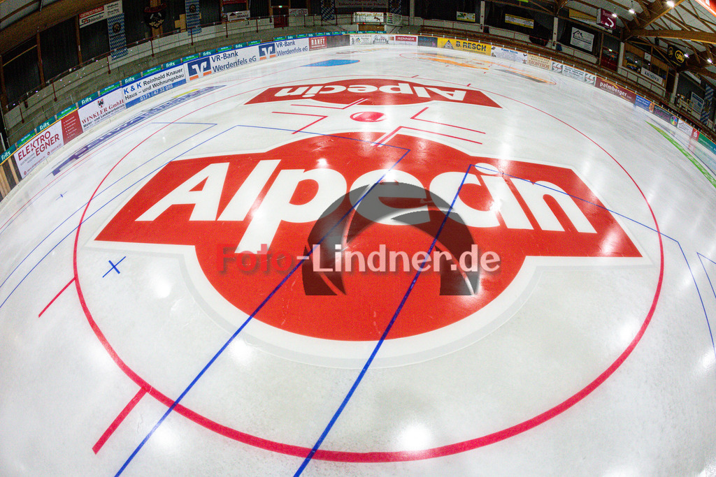 Werbeflächen Miners TSV Peißenberg | Eishockey Peißenberg, Werbeflächen Miners TSV Peißenberg, 20240904,Alpecin, Werbepartner der Miners,2024-09-04 in Peißenberg (Eisstadion)Copyright: WolfgangxLindner 