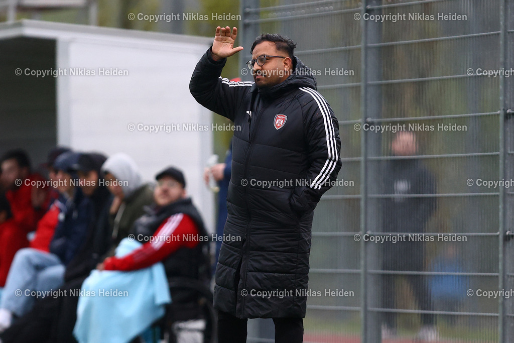 NH_NikolaTesla_FCEintrachtNorderstedt_LottoPokal_17042025 | Mohet Wadhwa (Trainer, Nikola Tesla)Fußball I Herren I Lotto Pokal I Saison 2024-2025 I Viertelfinale I Nikola Tesla - FC Eintracht Norderstedt I 17.04.2025 I Sportplatz Baurstraße