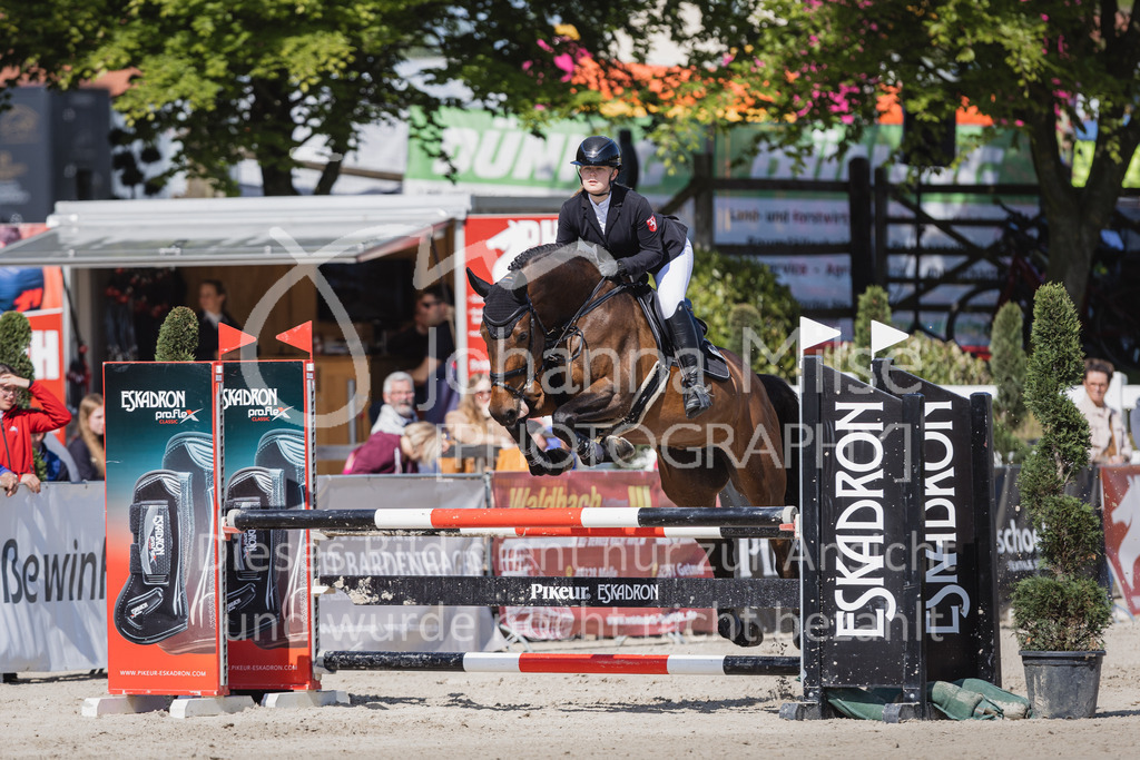 230519_MayDays_Stil-A2-U25-136 | Deine schönsten Turniermomente als professionelle Fotos! Entdecke hochwertige Pferdesport-Fotografie im Online-Shop. Jetzt Fotos finden & bestellen!