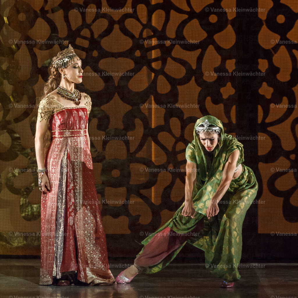  Ballett "La Bayadère" (Fotoprobe) in der Staatsoper unter den Linden | Berlin, 02.11.2018: Fotoprobe des Balletts "La Bayadere" in der Staatsoper Unter Den Linden.  - Realisiert mit Pictrs.com