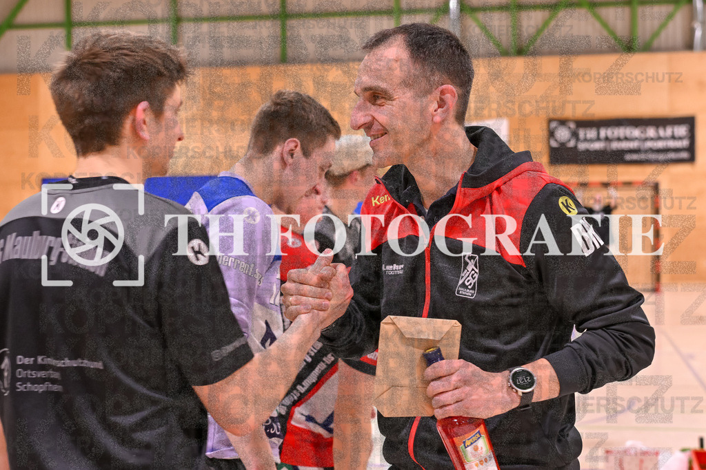 GER, SG Maulburg/Steinen - SG Walkirch/Denzlingen, Handball, Landesliga, 25. Spieltag, Saison 2023/2024, 27.04.2024 | Dirk Nasdala (Sportlehr Todtnau)

GER, SG Maulburg/Steinen - SG Walkirch/Denzlingen, Handball, Landesliga, 25. Spieltag, Saison 2023/2024, 27.04.2024

Foto: TH Fotografie/Thomas Hess
