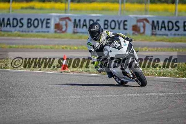 pubi6555 | Professionelle Fotos von Sportveranstaltungen, aber auch Hochzeiten und anderen Events. - Realisiert mit Pictrs.com