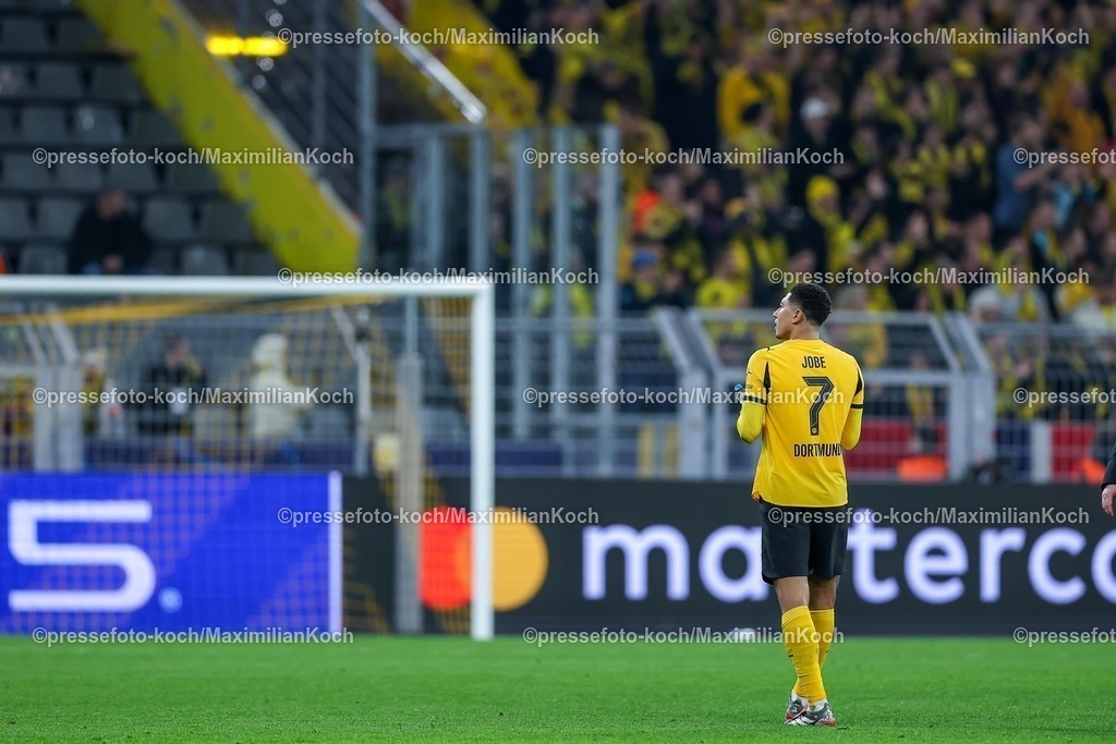 UCL10122501096 | 10.12.2025, Fußball, UEFA Champions League, Borussia Dortmund - FK Bodö/Glimt, BVB Stadion, 5. Spieltag, Saison 2025 2026: Jobe Bellingham (BVB #07) allein bei der Abschlussrunde Regulations prohibit any use of photographs as image sequences and or quasi-video.