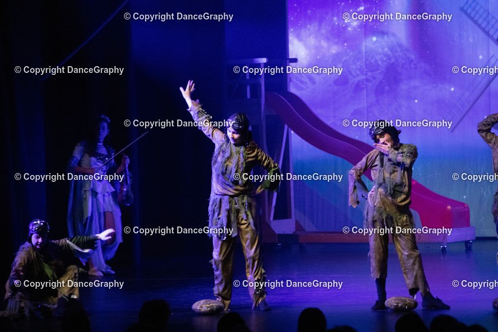 GPHY1827 | DanceGraphy - Realisiert mit Pictrs.com