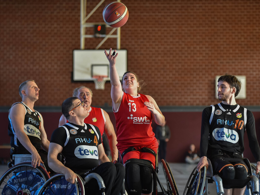 2025-02-01-0155 | Ralph Kunze - Realisiert mit Pictrs.com