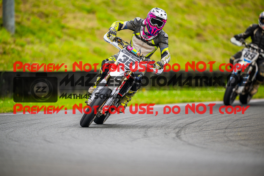 MaZZes_FotoMatrix_240621_6007705_0203 | GELB