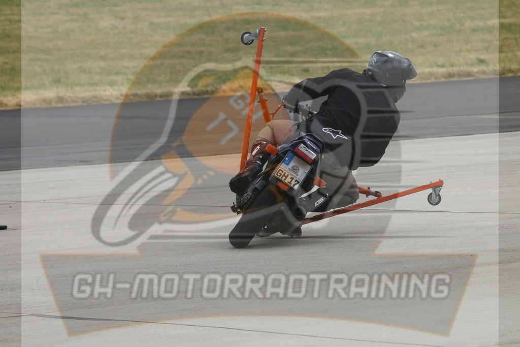 IMG_3359 | gh-motorradtraining-foto.de - Realisiert mit Pictrs.com