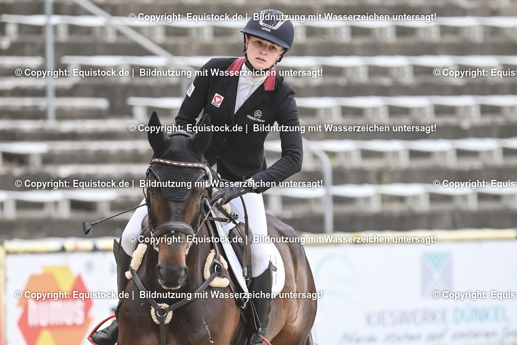 20230514_CCI4_Springen_0280 | equistock