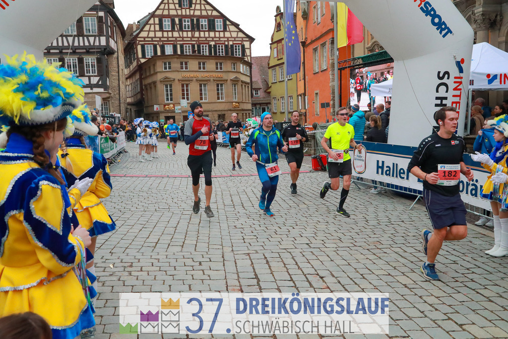 VR Bank Hauptlauf 10000m | 3 Koenigslauf 2023 - Realisiert mit Pictrs.com