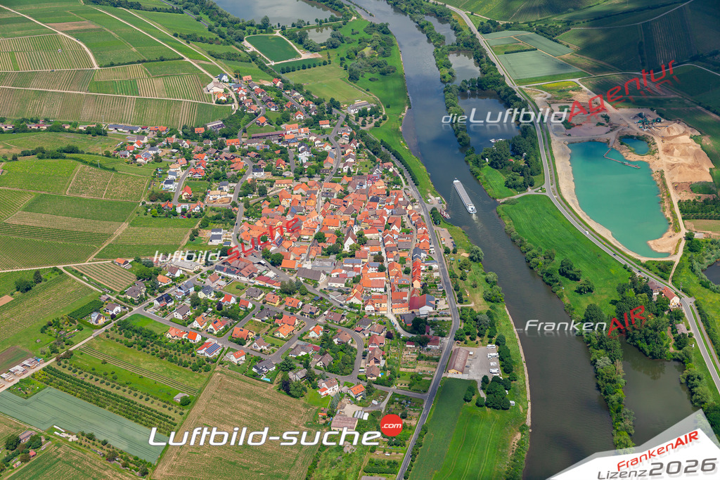 Das Luftbild der Stadt Fahr wurde 2019 vom Flugzeug heraus erstellt (keine Drohne) Aufnahmehöhe ca.400 Meter- hohe Auflösung- beste Druck-Qualität garantiert!