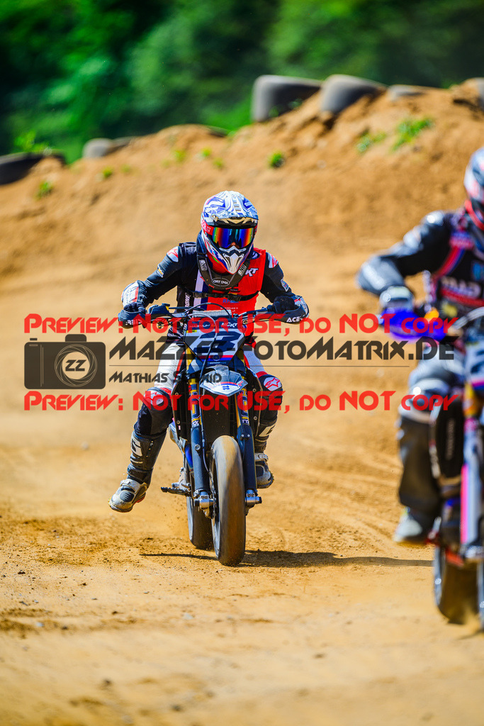 MaZZes_FotoMatrix_240511_6007705_2604 | UE40