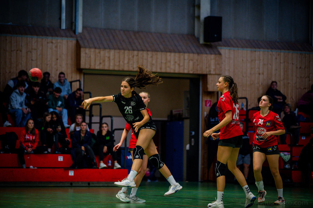 2024-09-28-ssv-st.pölten-U18-183 | "Fussifoto.com – Ihr Ansprechpartner für hochwertige Fotografie! Entdecken Sie kreative Bilder und professionelle Dienstleistungen. Kontaktieren Sie uns für Ihre Projekte!"