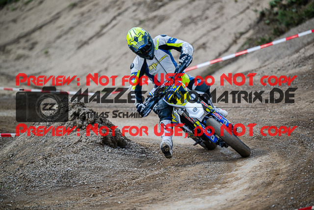 MaZZes_FotoMatrix_220904_8924 | S1