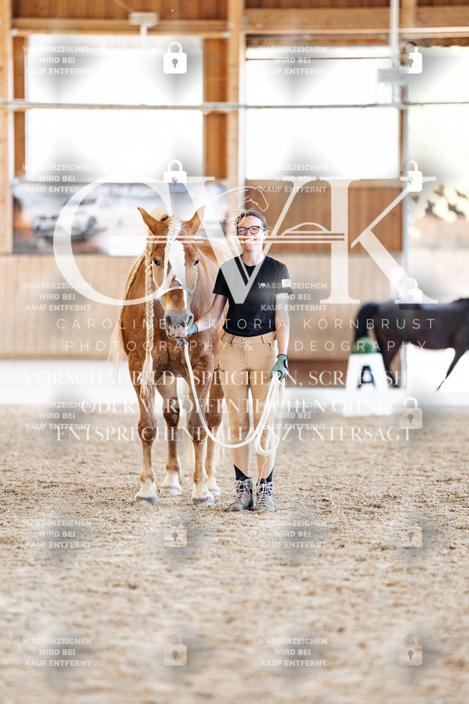 CK906754 | Turnierfotografie Pferdefotografie Trier Rheinland-Pfalz Pferdesport Reitsport Tierfotografie Sportfotografie Pferdevideo Pferdevideografie Equestrianvideography equestrianphotography  - Realisiert mit Pictrs.com