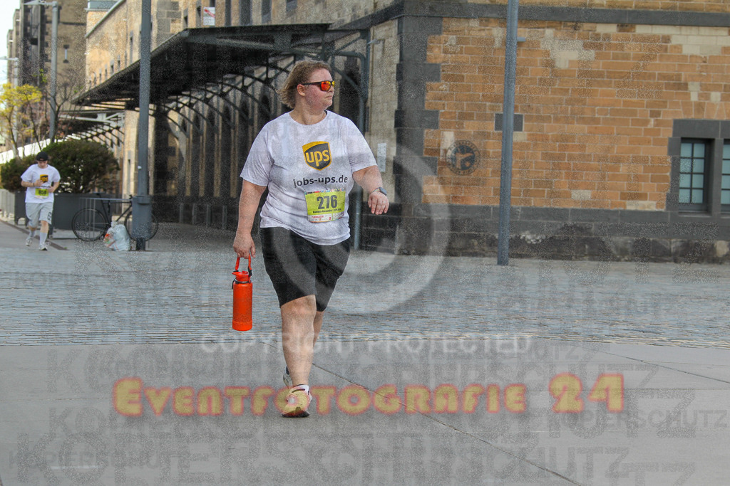 250920_1349_EV4_6729 | Sportfotografie im Rhein-Sieg Kreis, Köln, Bonn, NRW, Rheinland Pfalz, Hessen, etc. Unser Tätigkeitsfeld umfasst den Laufsport vom Volkslauf über den Marathon, Duathlon, Triathon bis zum Ultralauf wie Kölnpfad Ultra oder Schindertrail.
