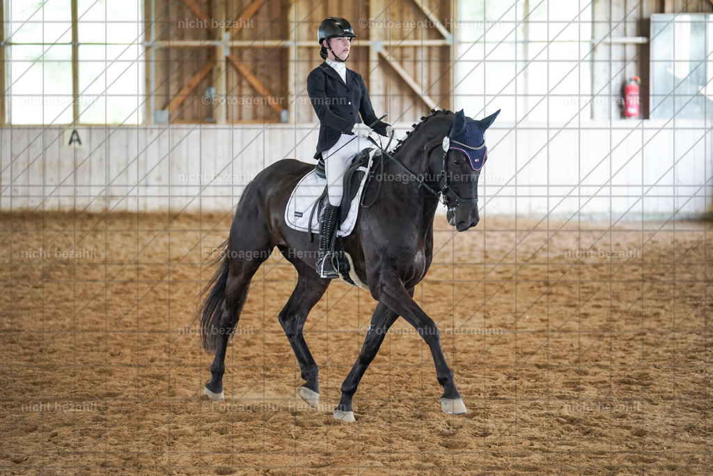 20230520-FAH05413 | Frühjahrsturnier, Landsberg am Lech, 2023, Reitclub Landsberg, Turnierbilder, Fotos Turnier Landsberg, Fotoagentur Herrmann, Turnierfotografen Bayern, Reitsport Fotograf, Pferde Fotograf