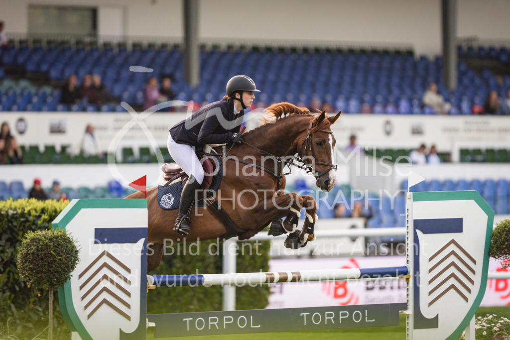 240510_Hamburg_Amateur-Small-377 | Deine schönsten Turniermomente als professionelle Fotos! Entdecke hochwertige Pferdesport-Fotografie im Online-Shop. Jetzt Fotos finden & bestellen!