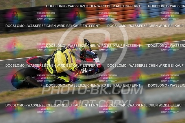 2025_08_30_PBK_22014 | Sportfotografie; SlowMotion; Video; Rennstrecke; Hafeneger; RSE; Speer; Trackday; Motorsportarena; Hockenheimring; Brno; Most; Barcelona; Valencia, Benny; Kaetzmer;