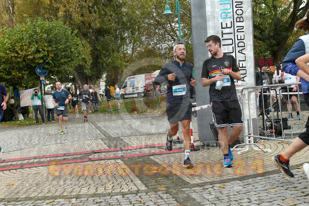 241020_1018_EX1_8647 | Sportfotografie im Rhein-Sieg Kreis, Köln, Bonn, NRW, Rheinland Pfalz, Hessen, etc. Unser Tätigkeitsfeld umfasst den Laufsport vom Volkslauf über den Marathon, Duathlon, Triathon bis zum Ultralauf wie Kölnpfad Ultra oder Schindertrail.