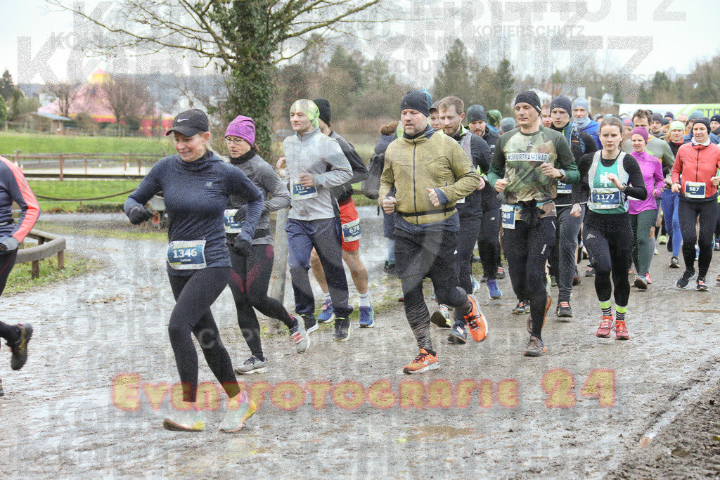 241208_0926_EX1_3693 | Sportfotografie im Rhein-Sieg Kreis, Köln, Bonn, NRW, Rheinland Pfalz, Hessen, etc. Unser Tätigkeitsfeld umfasst den Laufsport vom Volkslauf über den Marathon, Duathlon, Triathon bis zum Ultralauf wie Kölnpfad Ultra oder Schindertrail.