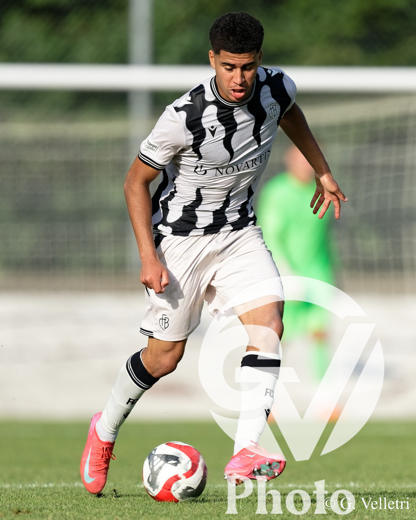 Finale M-19 - Servette FC v FC Basel | during the Finale M-19 game between Servette FC and FC Basel at Stade de Frontenex in Geneve, Switzerland