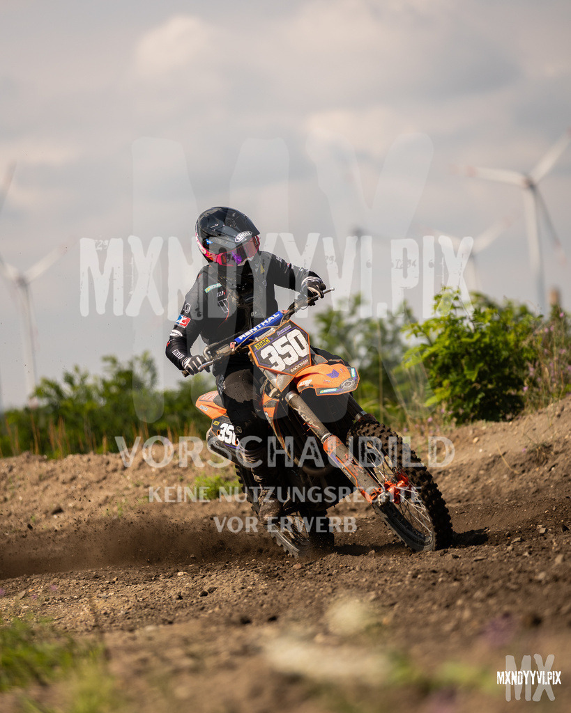 866A1469 | mxndyyvipix