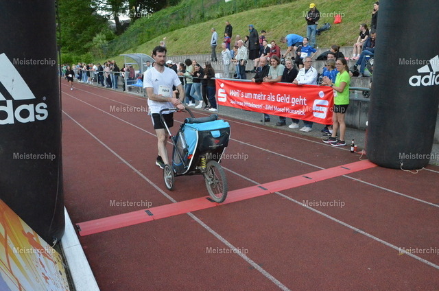 19-43-52_ | Meisterchip Fotoshop - Realisiert mit Pictrs.com