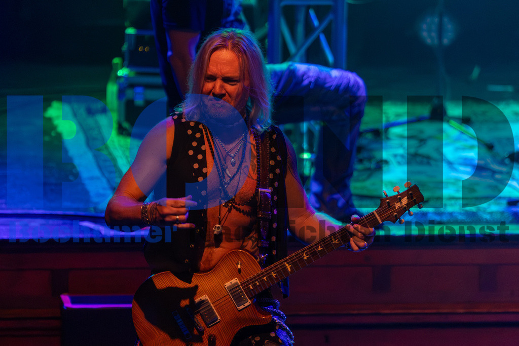 SES_DIODOR20250912-63 | bond - Realisiert mit Pictrs.com