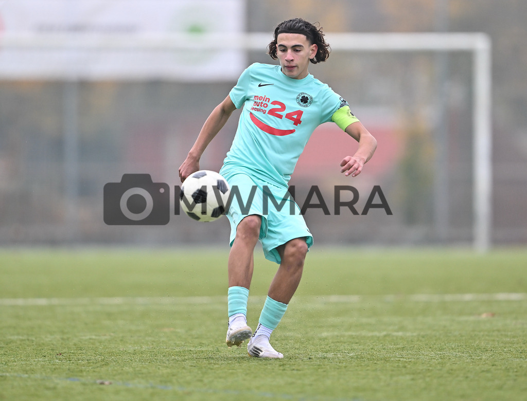 Fussball I Herren I Saison 2025-2026 I Bundesliga I 6. Spieltag I Eintracht Frankfurt - FC Bayern München  | MWMARA - Realisiert mit Pictrs.com