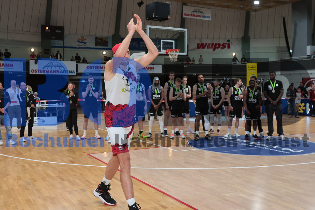 SES_LEVWOL20250525-72 | bond - Realisiert mit Pictrs.com