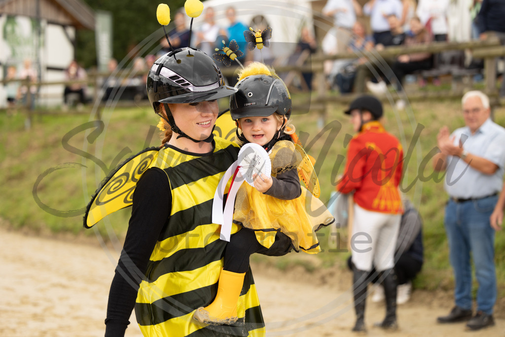 994A9758 | sabrinanicolaifotografie - Realisiert mit Pictrs.com