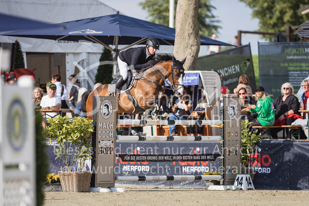 230728_BHO_2PhM2_2-783 | Deine schönsten Turniermomente als professionelle Fotos! Entdecke hochwertige Pferdesport-Fotografie im Online-Shop. Jetzt Fotos finden & bestellen!
