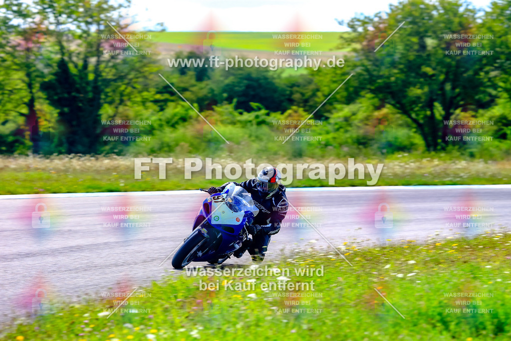 097-5745 | Hier findet Ihr Bilder von Touristenfahrten auf der Nürburgring Nordschleife oder von anderen Veranstaltungen die ich besucht habe. Viel Spass beim Durch Schauen 