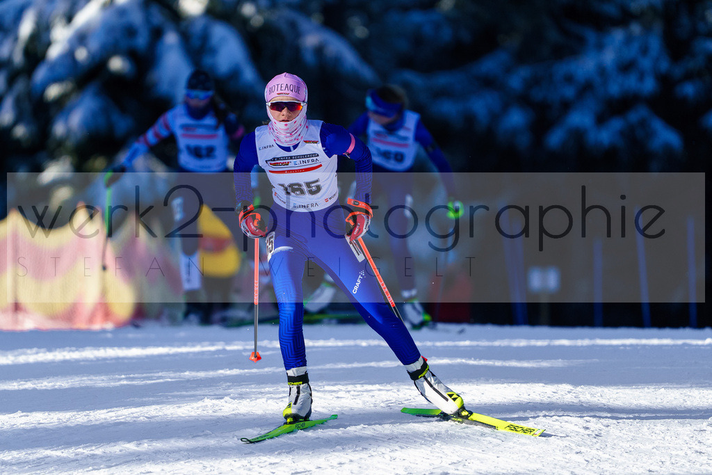 DSC Oberwiesenthal | Vom 19. - 21. Januar fand in der Sparkassen-Skiarena Oberwiesenthal der DSV E.INFRA Schülercup Biathlon statt.