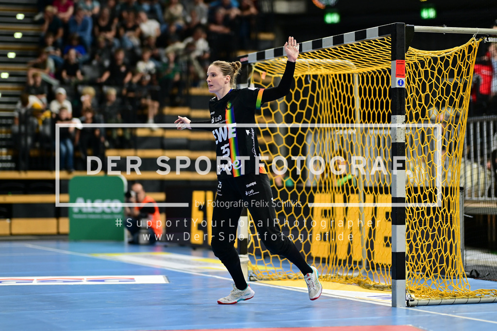 Handball I Frauen I Saison 2025-2026 I 1. HBF I 1. Spieltag I VfL Oldenburg - BSV Sachsen Zwickau I 08462 | Der Sportfotograf. - Realisiert mit Pictrs.com