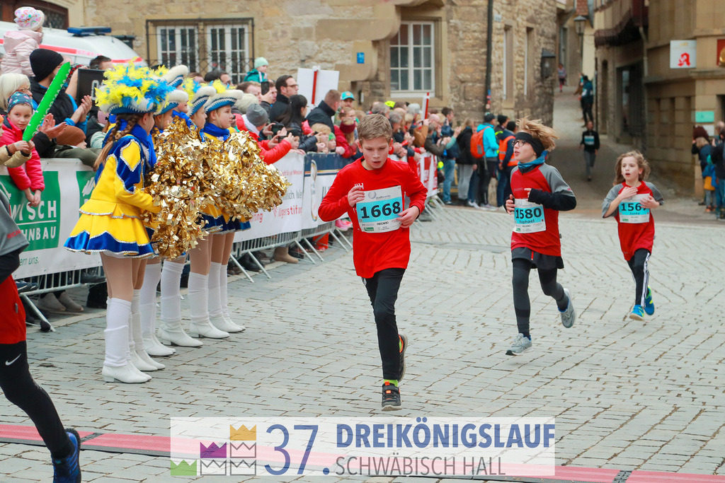 Stadtwerke Jugendlauf 1700m | 3 Koenigslauf 2023 - Realisiert mit Pictrs.com