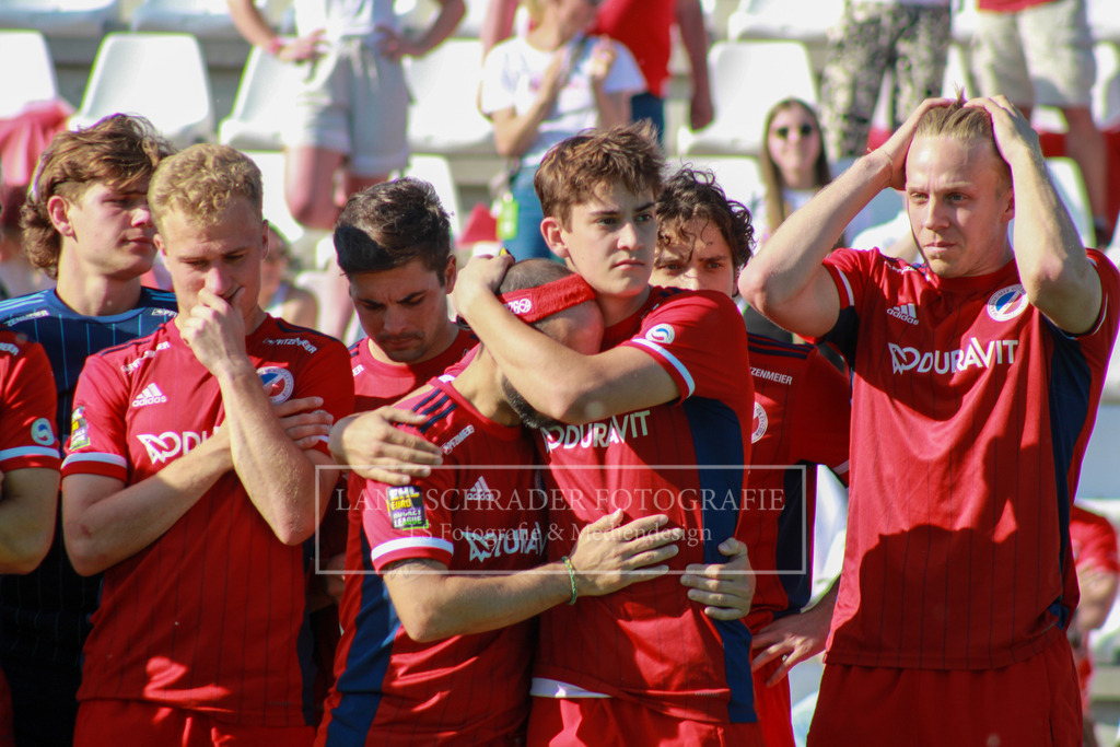 DM23 Finale Herren Mannheimer HC -  Rot-Weiß Köln 04.06.23-245 | lanaschraderfotografie - Realisiert mit Pictrs.com
