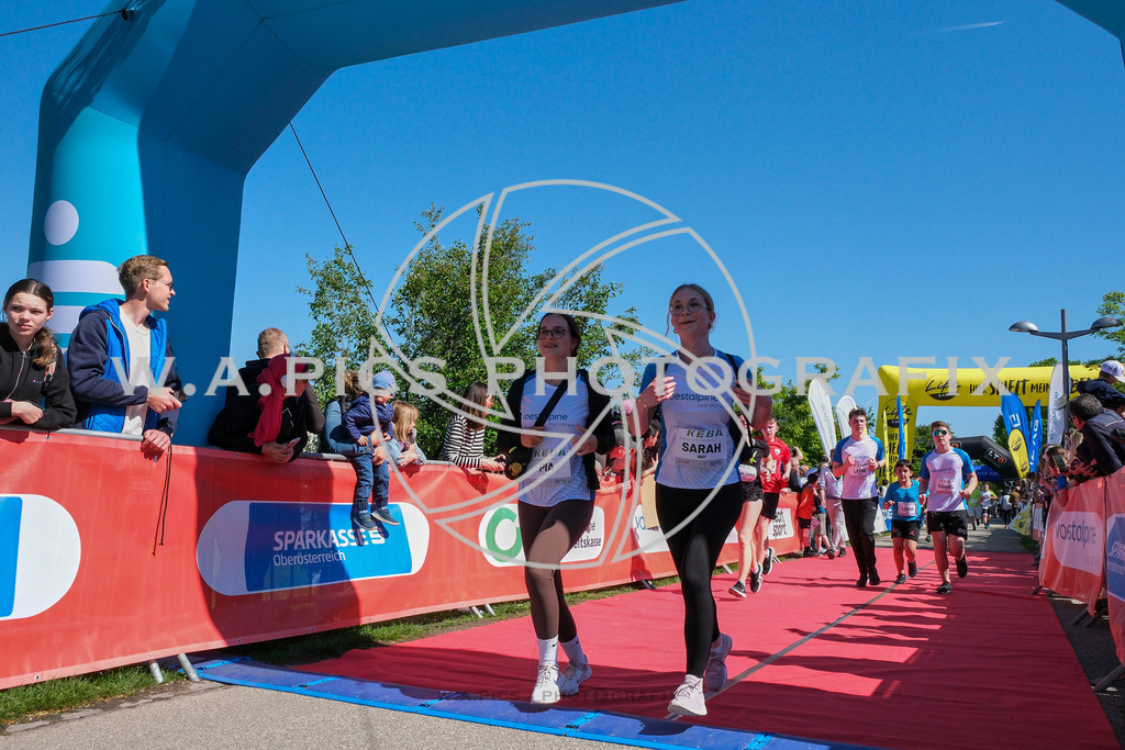 ..... | LINZ,AUSTRIA,27.April 24, Int. 3 Brückenlauf Linz  , Image shows: Photo: WAPICS / Michael ring