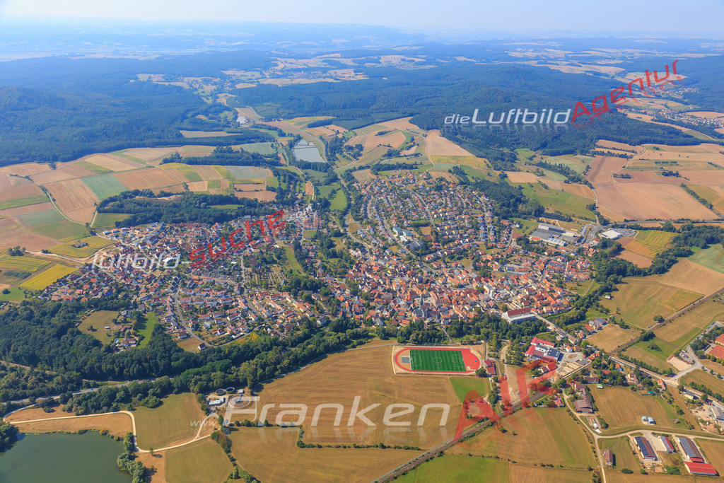 Luftbild von  Baunach - Luftaufnahme wurde 2016 von https://frankenair.de mittels Flugzeug (keine Drohne) erstellt - die Geschenkidee