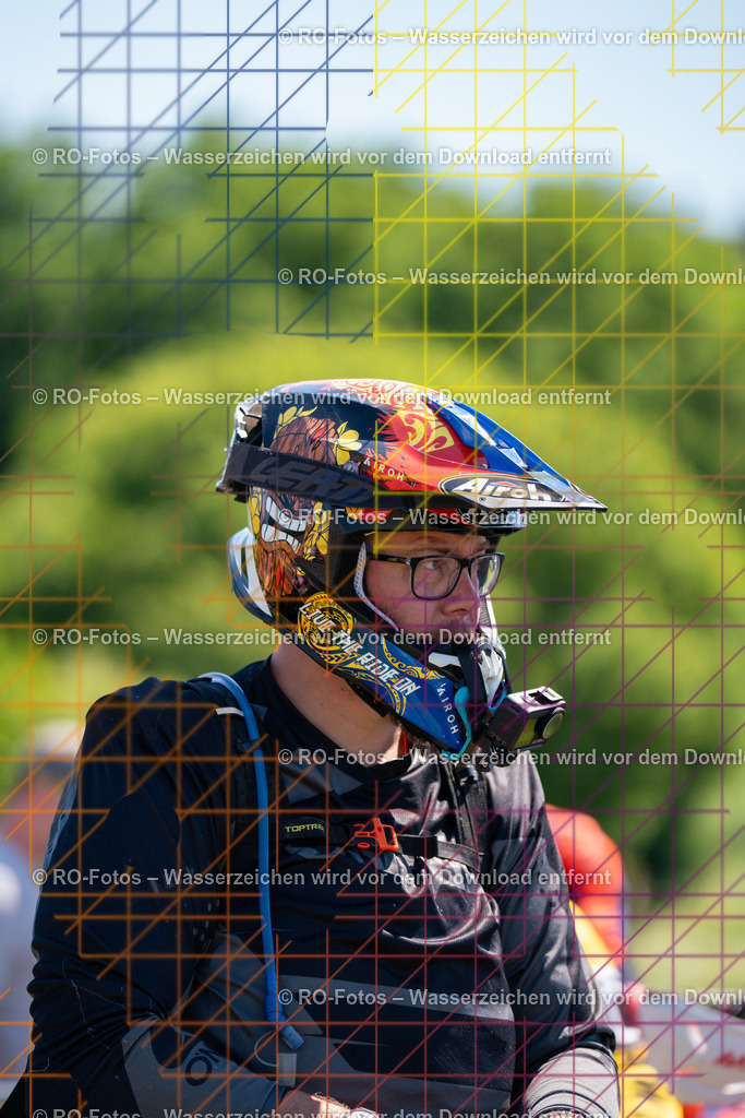 Wolfshausen 2 Lauf -38 | Sportfotografie von RO-Fotos: Motorsport, Motocross, Enduro, Laufveranstaltungen und Triathlon. Professionelle Fotos von Sportlern und Events. - Realisiert mit Pictrs.com