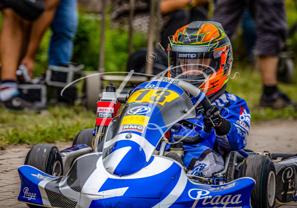 49D3F283-0D1B-4744-B4BC-6AE37900CDAD | traudl_s_fotos